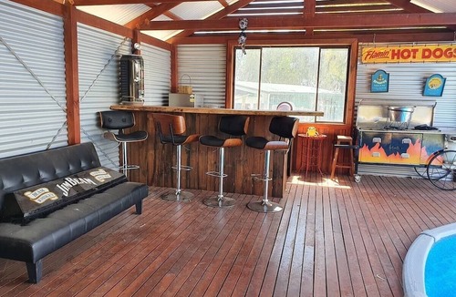 Cobram East House | Colonial cottage in Cobram