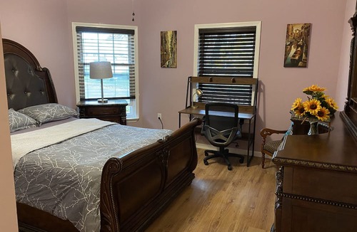 Elmira Apartment | Davis Two Bedroom Apartment