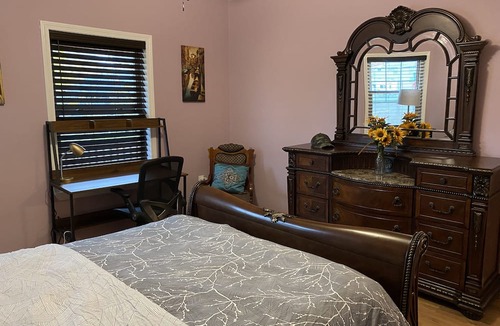 Elmira Apartment | Davis Two Bedroom Apartment