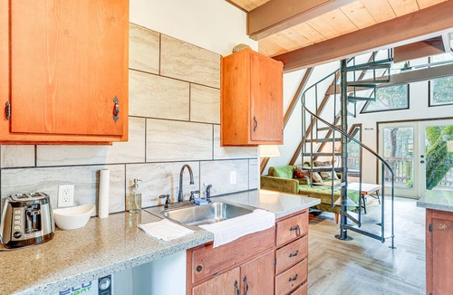 Trinity Village Cabin | Secluded Village Gem w/ Deck, Trinity River Access