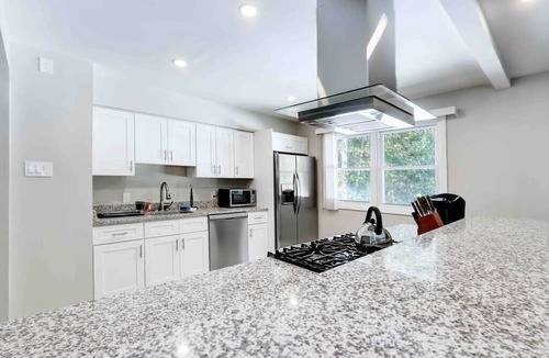 Egg Harbor Township House | Suburban Retreat for 16!