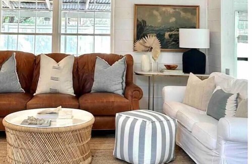 Seguin Cottage | Entire cottage in Seguin, Texas, United States