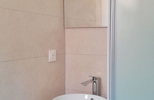 Cerbere Hotel | Hôtel Le Ribéral
