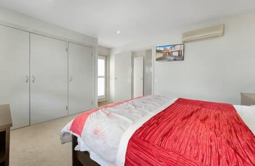 Prahran House | A ‘Hawksburn Village’ Hideaway