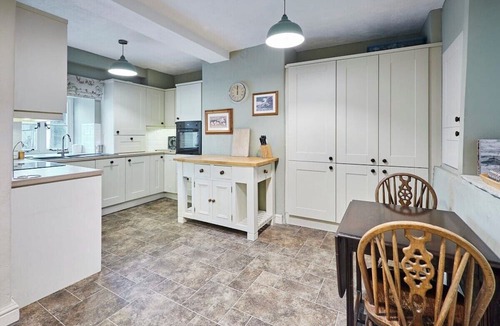 Peterlee House | Host & Stay | The Farmhouse