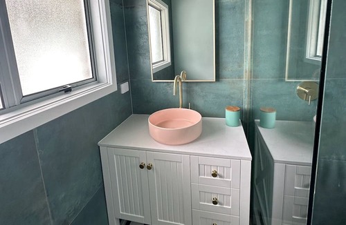 Maraetai House | Maraetai Beachfront Retreat