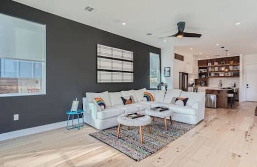Chestnut House | New! 4 BDRM w/POOL Mins To DT