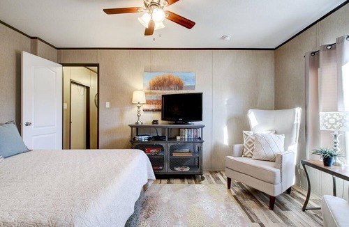 Hondo Cabin | Hill Country Ranch House