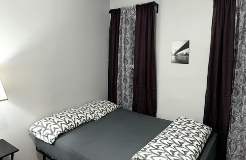 Ocean Hill House | Affordable Stay in Brooklyn