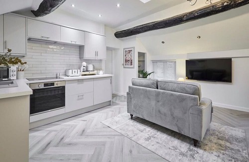 Chapel en le Frith Apartment | Host & Stay | Eccles Retreat