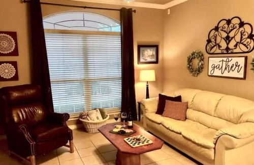 Southwood Valley Condo | Howdy Hangout