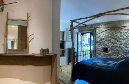 Terre-Clapier House | Grand Gîte Insolite 17 Pers