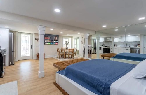 Huntington Apartment | Luxe Provincial Style Studio w/ Patio & Parking