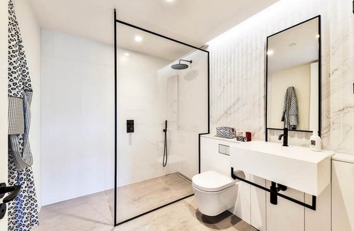 White City Apartment | Three bedroom luxury apartment