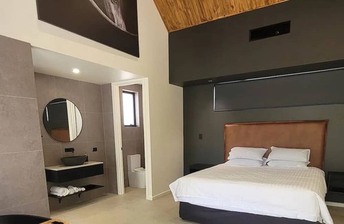 Sampson Flat House | Where nature & luxury meet.