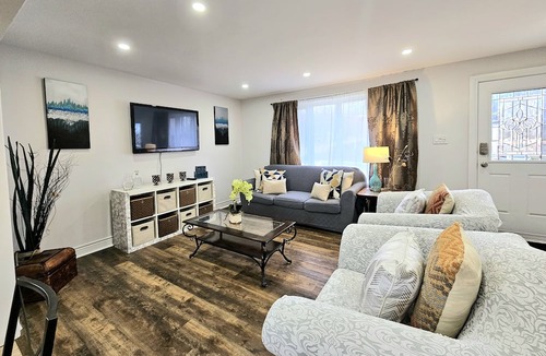 Bradford House | Beautiful & Central 3 BR home in Bradford