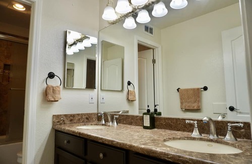 Alpine House | California is Calling! Gorgeous 3 Bed 2 Bath Alpine House plus Pool & Spa