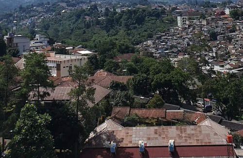 Sukajadi Apartment | Cozy Studio-Sized Room at Galeri Ciumbuleuit Apt 2