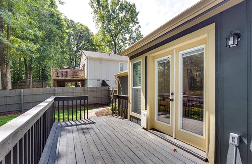 Alpharetta Cottage | Charming Alpharetta Home w/ Spacious Yard!