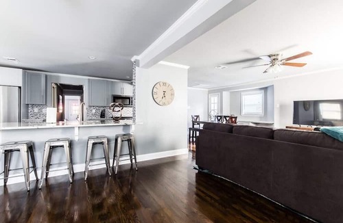 Kessler House | Private Home for Groups with Pool!