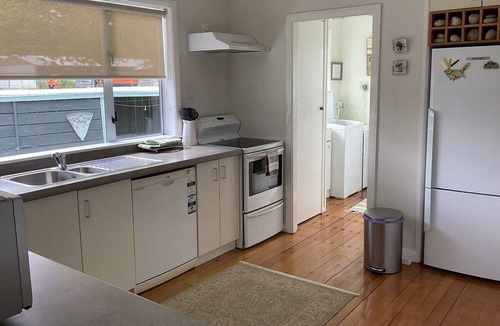 Whakatane House | Tui’s Call