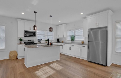 Collier Heights House | This house is a 4 bedroom(s), 3 bathrooms, located in Atlanta, GA.
