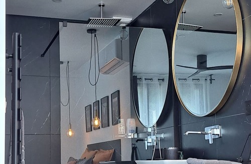 Vieille-Toulouse Apartment | No4, Très bel Appartement, Cuisine, Douche à L'italienne, Lumineux