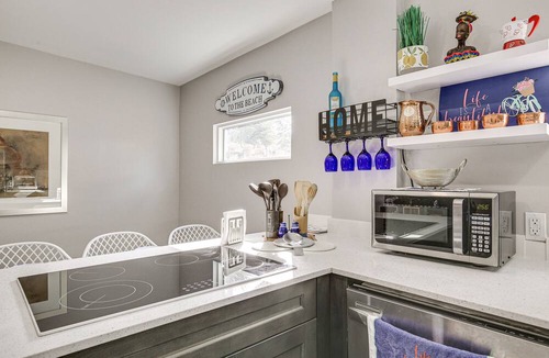 Edgewood Cottage | Family-Friendly Fort Lauderdale Home Near Beaches!