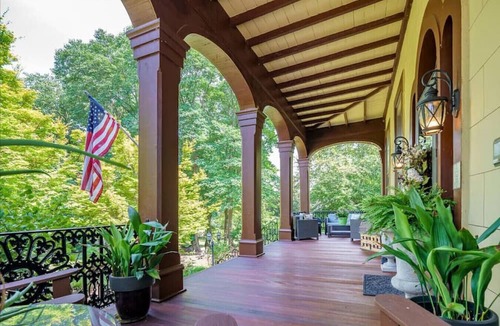 Culpeper House | Historic mansion circa 1857