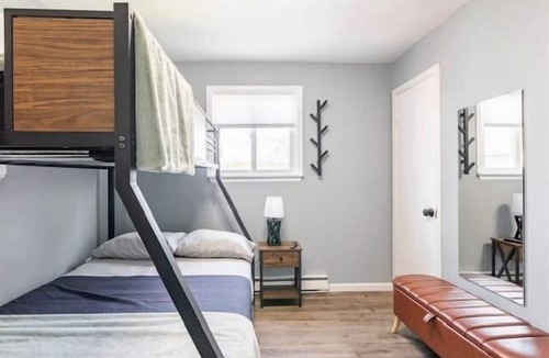 Pocono Summit Ski Chalet | The Cozy Chalet Summa