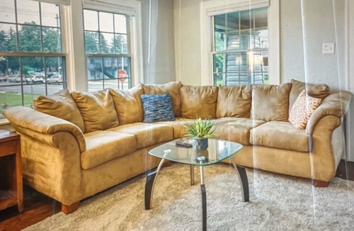 Royal Oak House | 420 Friendly Royal Oak Rental