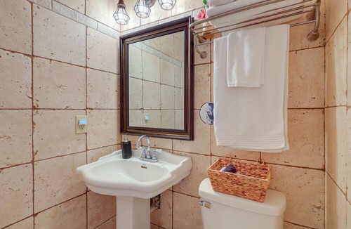 Shelley Apartment | Charming Shelly Vacation Rental w/ Shared Fire Pit