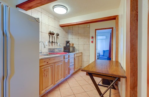 Shelley Apartment | Charming Shelly Vacation Rental w/ Shared Fire Pit