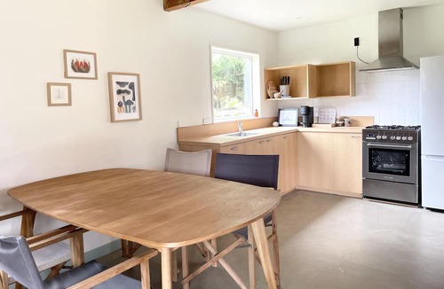 Springfield Cabin | Sunrise Mountain View Cabin