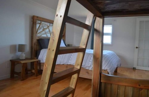 Pointe-au-Pere House | Logis du Bois Flotté, App. #4