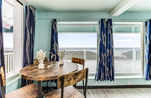Shibui Sands Apartment | Waves At Your Doorstep