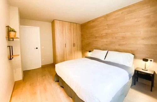 Andorra la Vella Apartment | Unbeatably central! 6Pax+PK