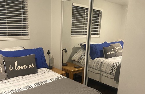 Lewiston House | The Executive Red House - Sleeps 10