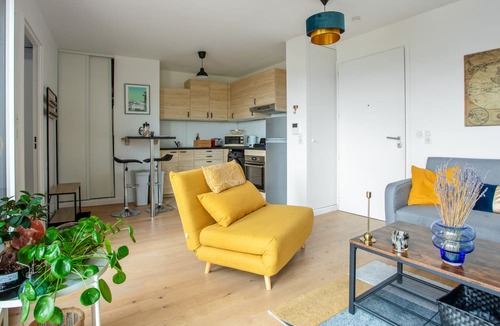 Clichy Apartment | Cosy and bright T2 with balcony in Clichy - Welkeys