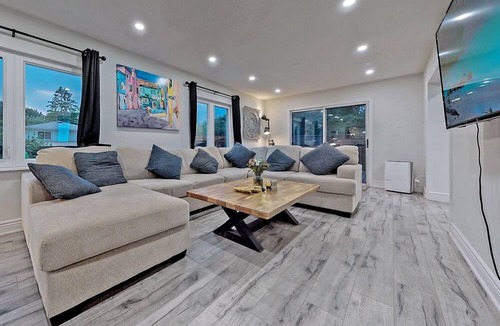 Aurora House | Family Oasis with Private Pool