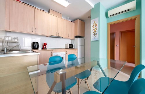 Cucalon Apartment | Apartment 'Lovely' with Shared Pool, Private Terrace and Air Conditioning
