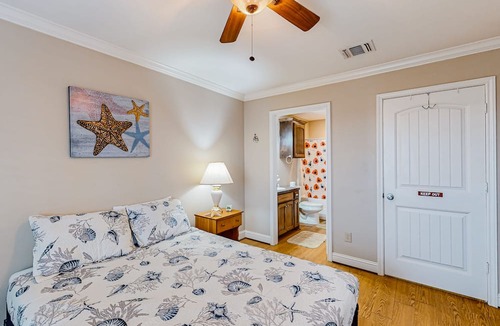 Gilchrist House | Dog-friendly home with ocean & bay views, streaming, balcony, washer/dryer, AC