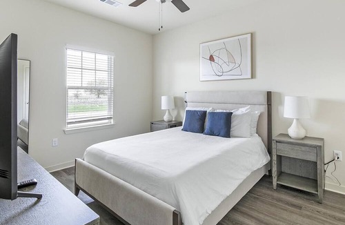 Fort Worth Apartment | Modern Apartment in Prime Location (ID1401X789)