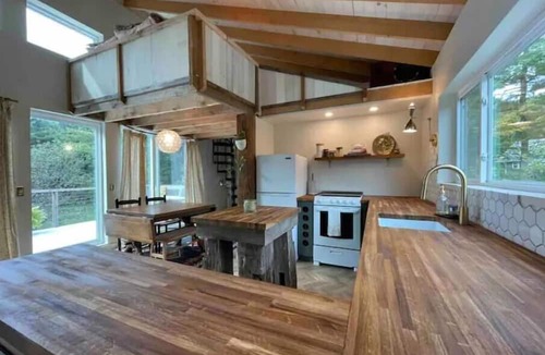 Hinesburg Apartment | Lofty Dreams