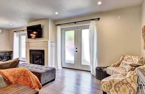 Eugene Apartment | Luxury Campus Suite 3 Bed 2 Bath