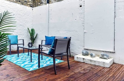 Seven Sisters Apartment | Serene Escape: Stylish and Cozy 2BR Flat