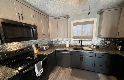 Monroe City Condo | Luxury condo at Mark Twain Lake