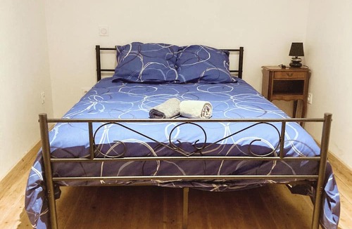 Rai House | House*Wi-fi*Yard*Park*7 Pers