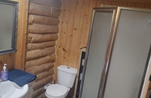 Marchand Cabin | Cottage w/firepit, hot tub , next to ATV trails
