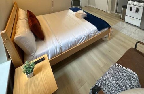 Columbus Apartment | Delightful Back Bay Studio